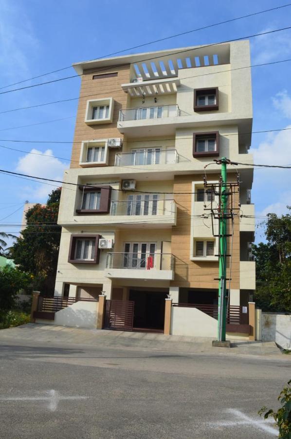 Justwalkin Rooms Whsa002 - Kalyan Nagar Apartments Bangalore Exterior photo